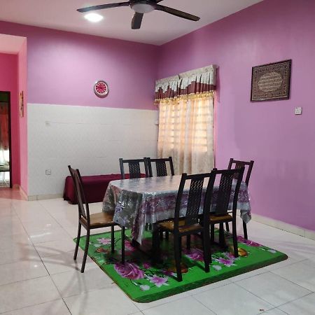 Umaira Homestay Chemor Zewnętrze zdjęcie